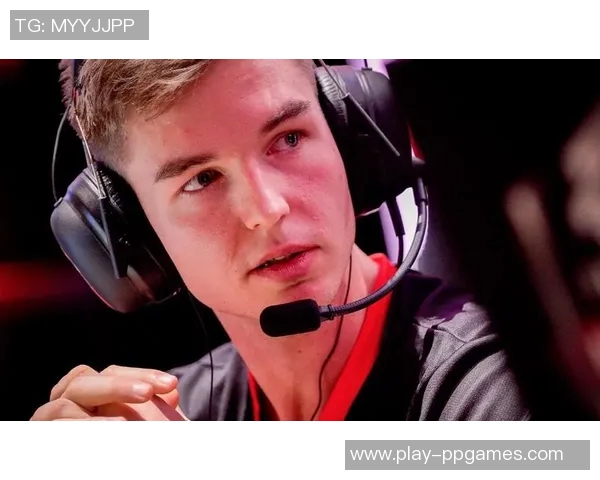 FPX战队在CSGO赛场上的拼搏与荣耀之路全景纪实